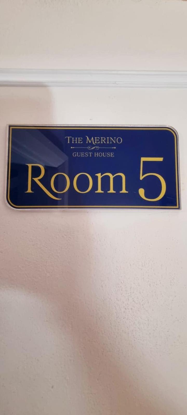 The Merino Guest House Beaufort West Exteriör bild